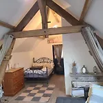 Le Au Pied Des Chevaux Hébergement de vacances