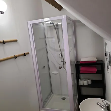 Le Au Pied Des Chevaux *