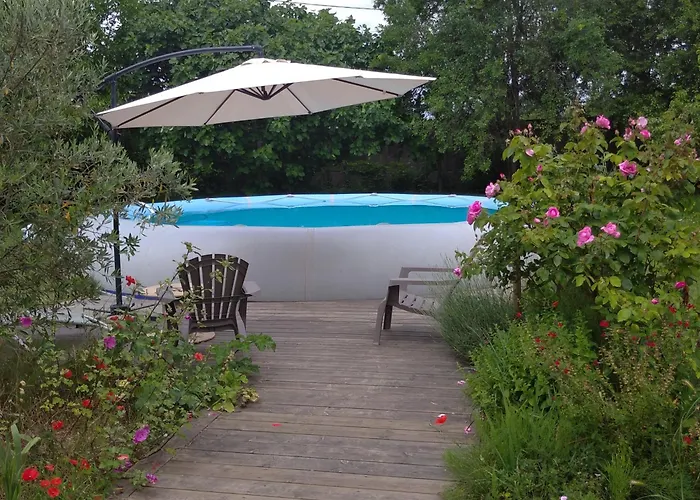 Le Au Pied Des Chevaux